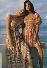 Load image into Gallery viewer, Kub Dress - Red Palm Scene
