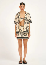 Load image into Gallery viewer, Cruz Shirt - Hibiscus Sunrise
