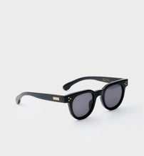 Load image into Gallery viewer, Frame N.04 - Sunglasses - Black / Gold

