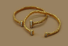 Load image into Gallery viewer, June Bangle
