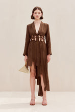 Load image into Gallery viewer, Elana Midi Dress Sleeved - Affogato
