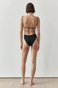 BEAUVOIR ONE PIECE- BLACK