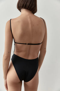 BEAUVOIR ONE PIECE- BLACK