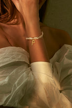 Load image into Gallery viewer, Birch Pearls Alphabet - Bracelet
