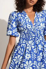 Load image into Gallery viewer, Agnata Midi Dress - Sidra Floral Print - Blue
