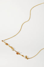 Load image into Gallery viewer, Floret Bar Necklace
